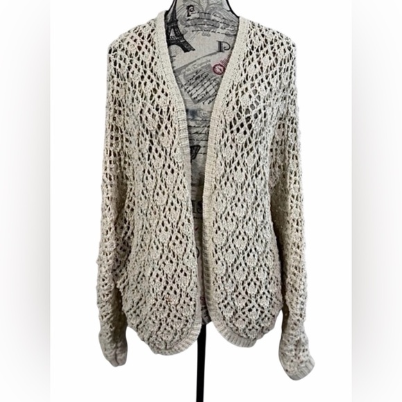 Artelier Nicole Miller Sweaters - Artelier Nicole Miller Crochet Cream Open Knit Cardigan Size M Boho Chic